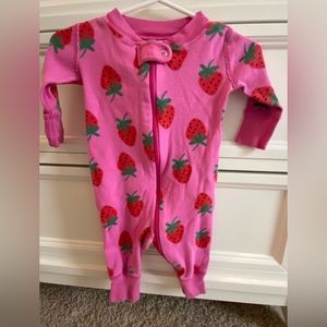 Hanna strawberries pajamas